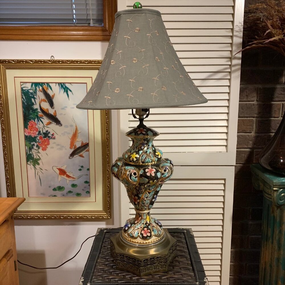 Vintage Capodimonte Porcelain Hand Painted Brass Base Table Lamp